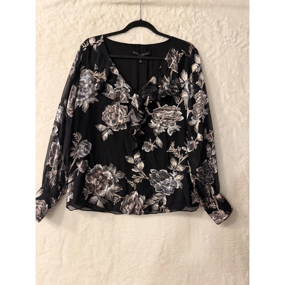 White House Black Market Floral Ruffle V-Neck Blouse Black Grey Silver Large - Picture 4 of 5